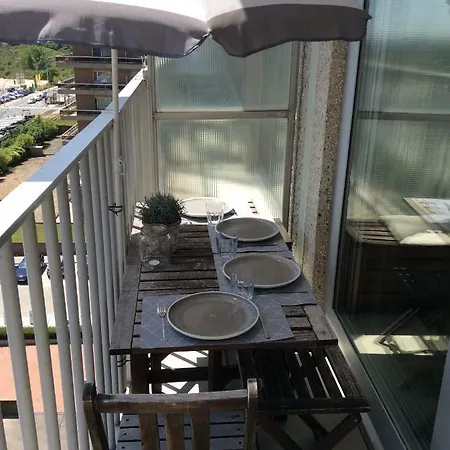 Amelotte Apartment *